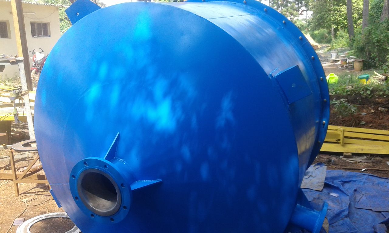 Ms + titanium lined tank