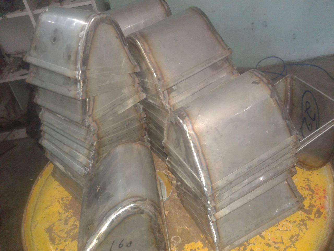 SS 316 Elevated Bucket